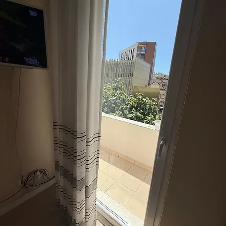 Apartment Ferit's Near Center Tirana